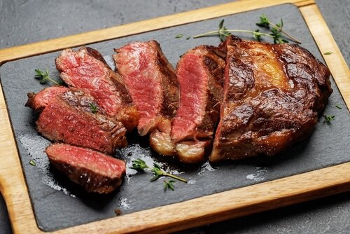 Aris, a new steakhouse, opened on W. Sixth Street in Clarksville, Austin